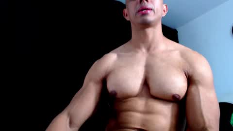 Snapshot of antonywebb94 chatting on 12.16.25 Instagram miguelangel1802 online show from 12.16.25