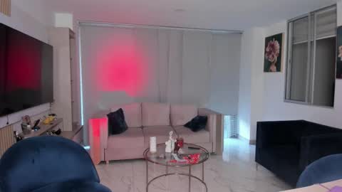 Maria Antonia online show from 02.10.26