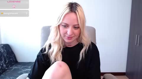 Antonia online show from 12.12.24