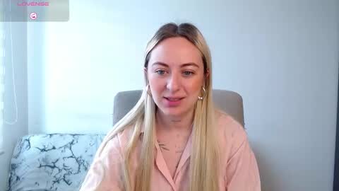 Antonia online show from 02.16.25