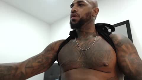 Snapshot of antwanblack11 chatting on 12.31.24 antwanblack11 online show from 12.31.24