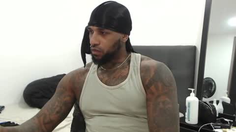 Snapshot of antwanblack11 chatting on 09.11.25 antwanblack11 online show from 09.11.25