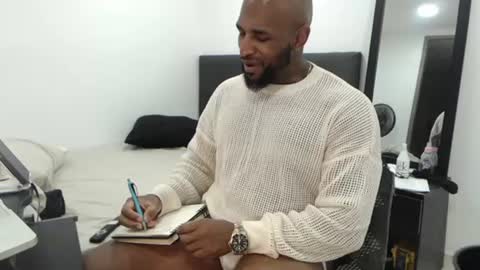 Snapshot of antwanblack11 chatting on 09.22.25 antwanblack11 online show from 09.22.25