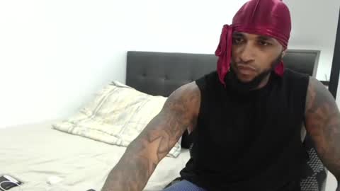 Snapshot of antwanblack11 chatting on 11.05.25 antwanblack11 online show from 11.05.25