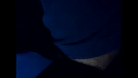 Snapshot of antxon12 chatting on 01.01.25 antxon12 online show from 01.01.25