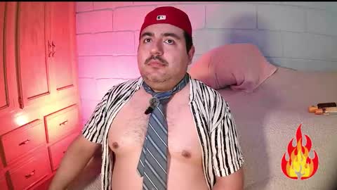 Snapshot of anuarfox chatting on 11.29.25 AnuarFox online show from 11.29.25