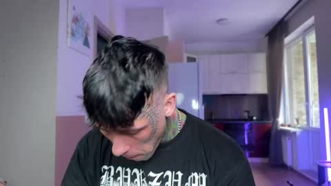 Tom online show from 04.04.26