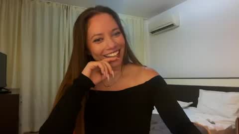 Aneutta online show from 08.01.26