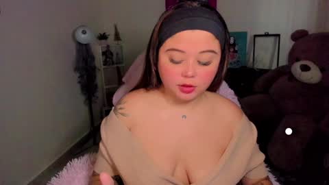   Independent model  online show from 01.04.25