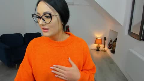 Anya online show from 12.02.25