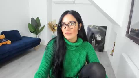 Anya online show from 02.02.26