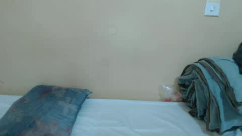 Snapshot of anya_h chatting on 06.19.26 Gracious online show from 06.19.26