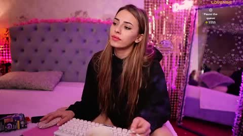 anya_sky_ online show from 05.22.26