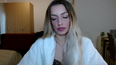 Anya online show from 05.13.26