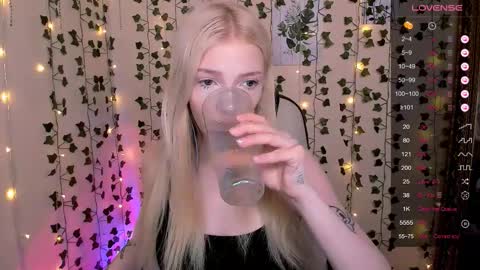 Anya online show from 02.18.26