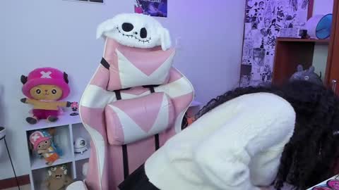 Any online show from 01.30.25