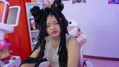 Any online show from 02.19.25