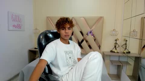 anyelotwink online show from 01.14.26