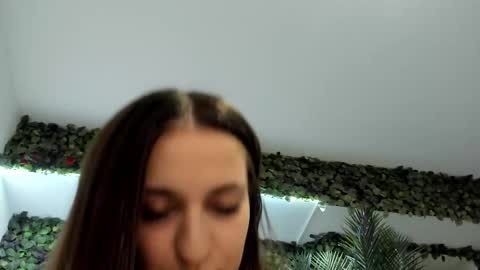 Snapshot of anyssia_ chatting on 09.21.25 Anyssia online show from 09.21.25