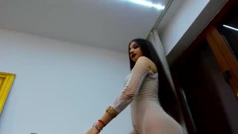 Snapshot of anyssia_ chatting on 11.12.25 Anyssia online show from 11.12.25