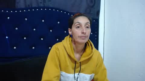 anyu online show from 12.24.24