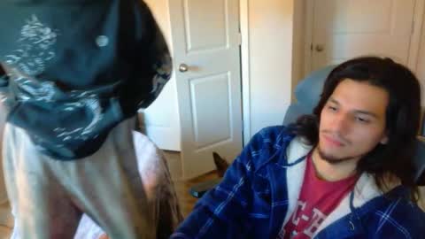 Snapshot of apachewithawebcam chatting on 12.22.25 ApacheWithWebcam online show from 12.22.25