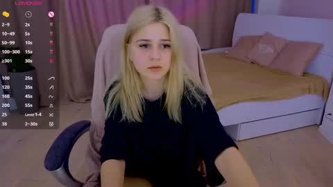 ApheliaStar online show from 03.08.26