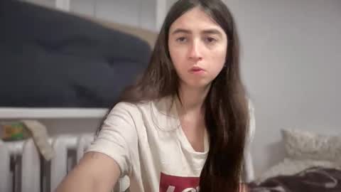 Snapshot of aphr0dite22 chatting on 02.22.26 aphr0dite22 online show from 02.22.26