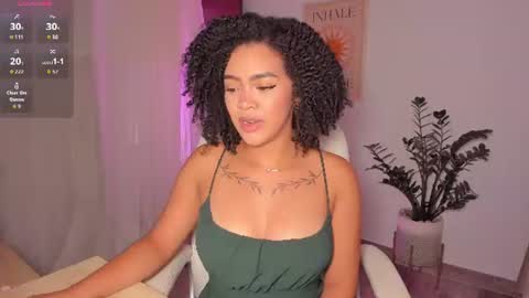 Snapshot of aphrodite_sweet chatting on 07.07.26 Karla online show from 07.07.26