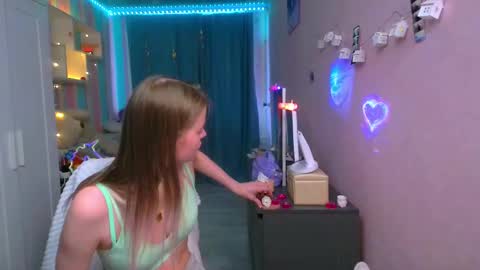 Snapshot of aphrodite_wow_ chatting on 02.13.25 Aphrodite online show from 02.13.25