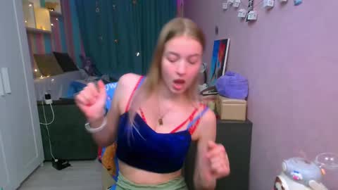 Snapshot of aphrodite_wow_ chatting on 02.19.25 Aphrodite online show from 02.19.25