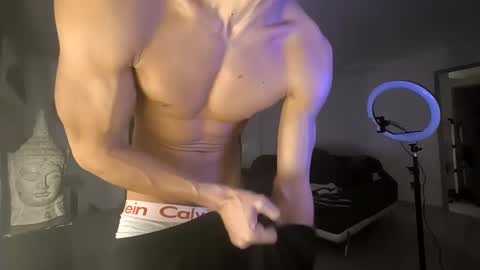 apollonfitx_69 online show from 01.20.25