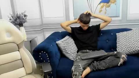 Snapshot of apolo_jonnes chatting on 03.22.26 online show from 03.22.26