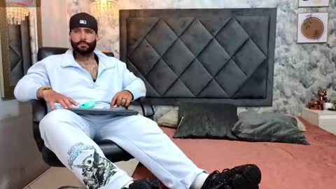 Apolo online show from 09.18.25