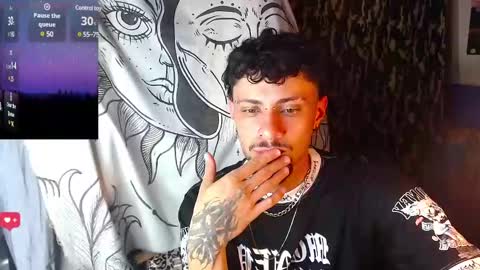 Snapshot of apolo_s chatting on 01.17.25 Andres online show from 01.17.25