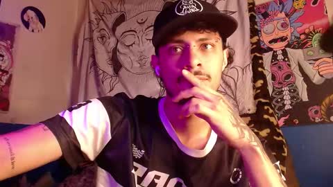 Snapshot of apolo_s chatting on 09.25.25 Andres online show from 09.25.25