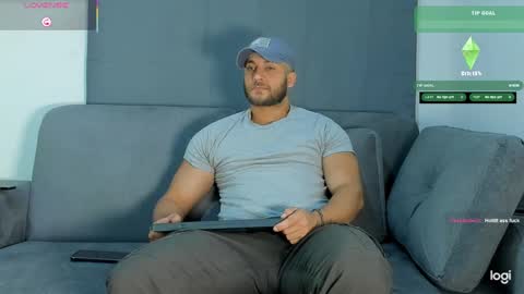 Snapshot of apolo_strange chatting on 10.29.25 apolo_strange online show from 10.29.25