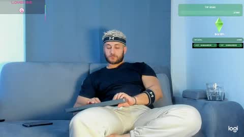 Snapshot of apolo_strange chatting on 11.07.25 apolo_strange online show from 11.07.25