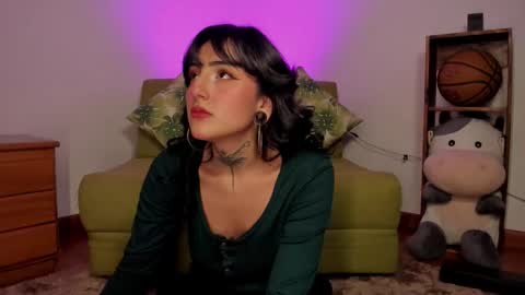 Lola  Apolo online show from 10.03.25