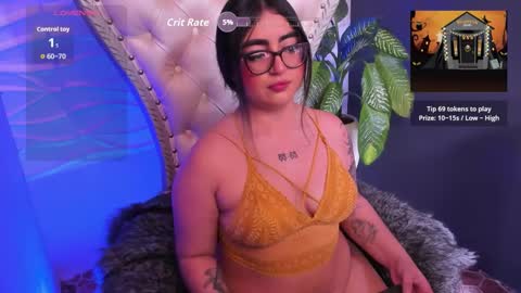 apprilfoxx online show from 10.18.25