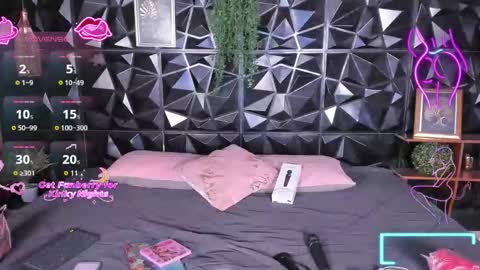 apprilfoxx online show from 01.08.26