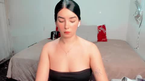 Snapshot of aprettyface1 chatting on 05.22.26 aprettyface1 online show from 05.22.26