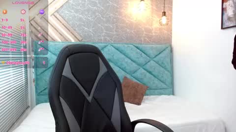  April  online show from 02.12.25