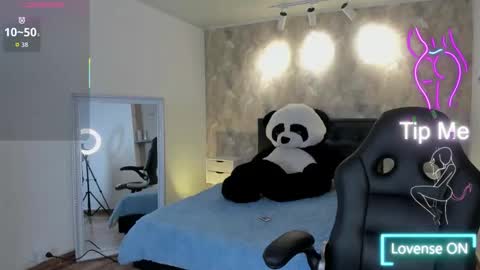  April  online show from 09.26.25