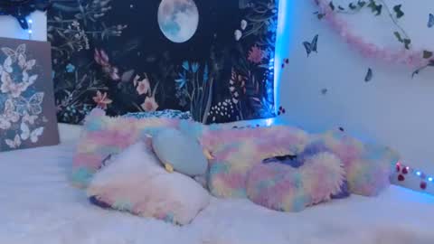 april_l6 online show from 03.25.26