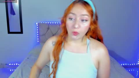 Snapshot of april_sommers chatting on 09.11.25 April online show from 09.11.25