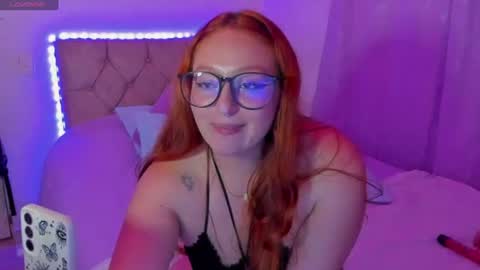 Snapshot of april_sommers chatting on 07.30.26 April online show from 07.30.26