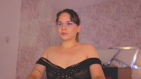 Isabella online show from 05.20.26