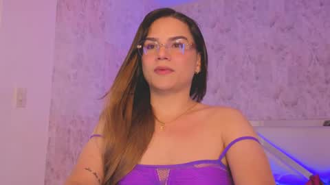 Isabella online show from 05.21.26