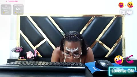 april y crystal online show from 04.08.26